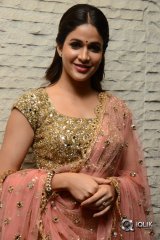 Lavanya Tripathi At Vunnadhi Okate Zindagi Movie Pre Release Function